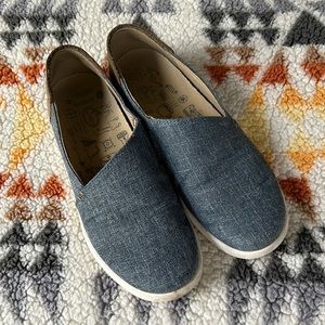 Chacos women’s slide shoe